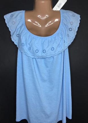 Футболка с прошвой с биркой