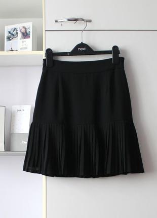 Черная мини юбка с плиссировкой от na-kd
