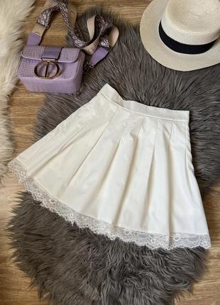 Стильна біла білосніжка юбка спідниця в складку з мереживом shein