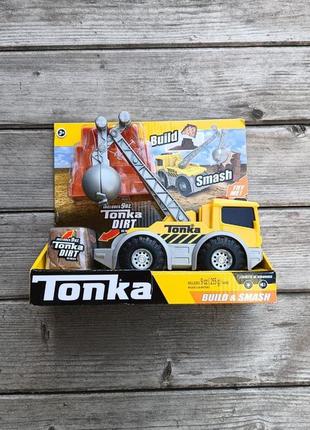 Машинка. игровой набор tonka. машинка со звуком. tonka