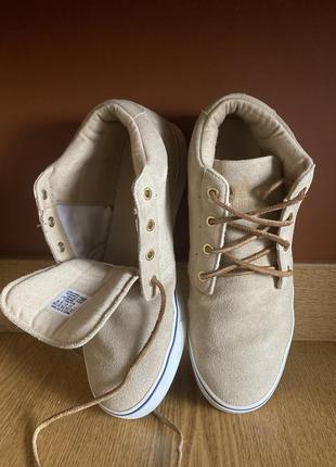 yeezy powerhouse black gold sale price per gram