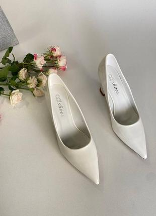 Туфли на шпильке белые женские нарядные свадебные5 фото