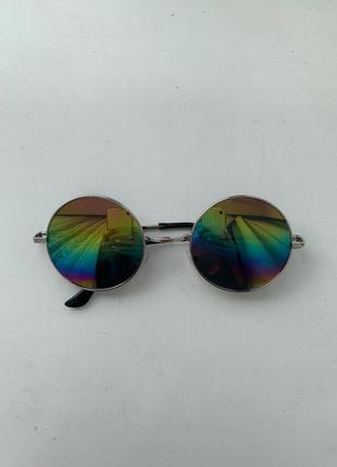 Солнцезащитные круглые очки с разноцветными стеклами хамелеон4 фото