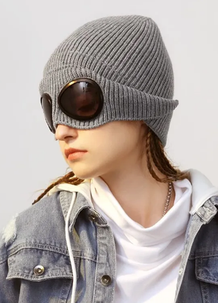 Шапка тепла з окулярами підкладка штучне хутро видно на останньому фото шапки с очками по типу сп компани