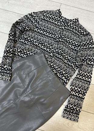 Кожаная юбка + блузка h&m