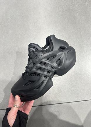 Adidas крутежные кроссы кроссовки