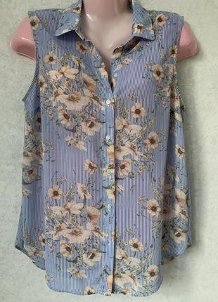 Блузка с цветами