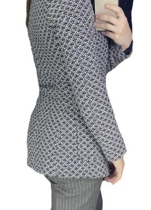 Zara пиджак по фигуре в орнамент3 фото
