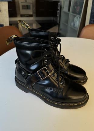 Dr martens 1460 harness