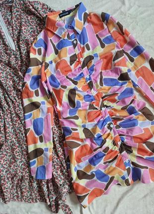 Платье рубашка драпировка утяжка разноцветное акварельный принт на пуговицах мини абстракция2 фото