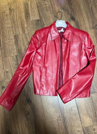 Кожаная курточка размер s