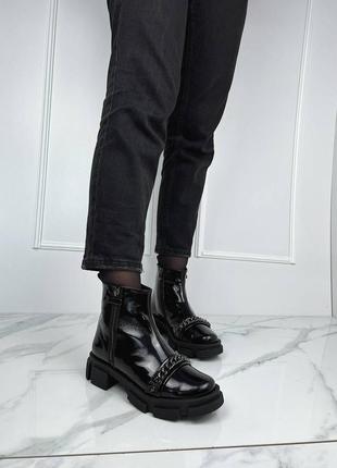 Крутые зимние женские ботинки из наплака черные6 фото