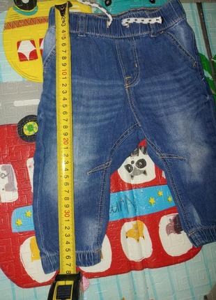 Легенькі джинси на хлопчика 6-9 міс2 фото