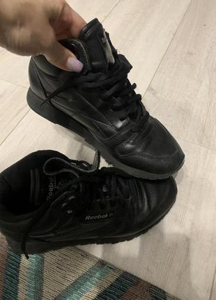 Кросівки reebok Tape зима р.35