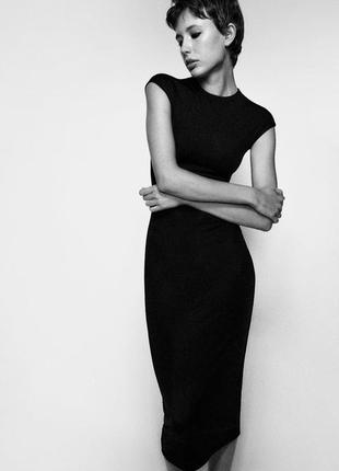 Черное базовое платье миди от zara1 фото