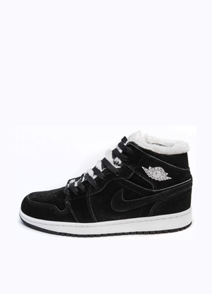 Чоловічі зимові кросівки nike air jordan suede black.