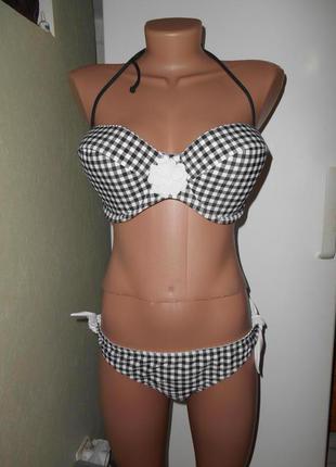 Купальник р. 34 dd по-75 тягнеться до 80см