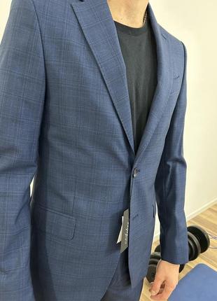 Новий чоловічий костюм arber