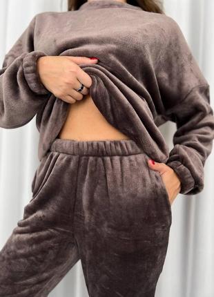 Теплая женская пижама, домашний костюм махра на меху. теплая пижама махровая на меху р-ры 42-528 фото