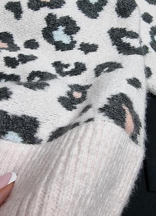 Пуловер в леопардовий принт tu 4