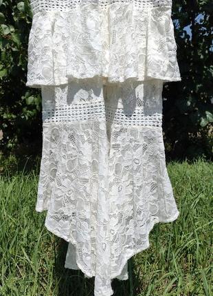 Очаровательное белое гипюровое ярусное платье love triangle6 фото