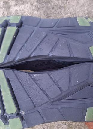 Чоловічі кросівки 4