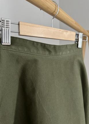 Юбка uniqlo хаки, идеальное состояние, м4 фото