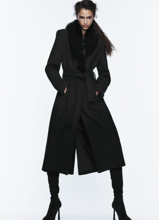 Шикарное длинное шерстяное пальто с меховым воротником5 фото