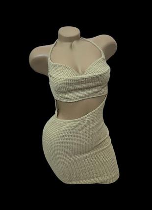 Платье мини с вырезом на животе, открытая спина, прилегая2 фото