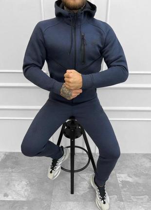 Теплый зимний спортивный костюм в стиле найк nike мужской комплект зип худи на молнии и штаны на флисе приталенный1 фото