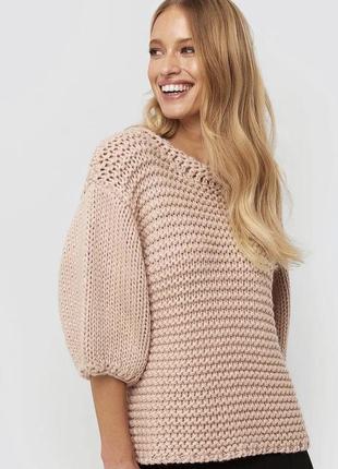Класний светр в’язаний приємний