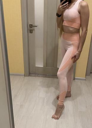 Спортивный костюм, лосины и топ4 фото