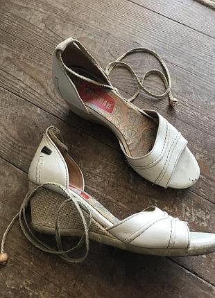 Туфелькиclarks