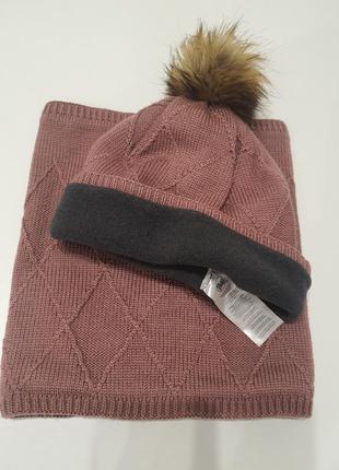 Женский вязаный набор: шапка и снуд на флисе.2 фото