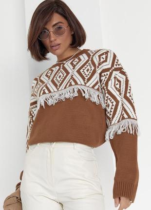 Женский свитер с бахромой2 фото