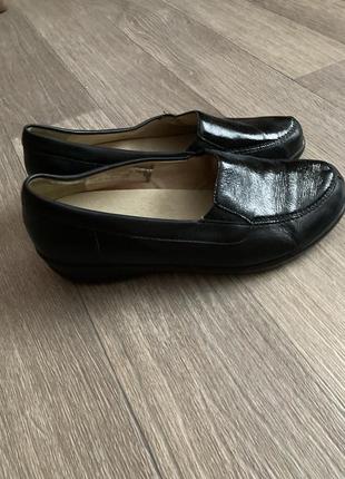 Женские черный туфли кожа на широкую ногу3 фото