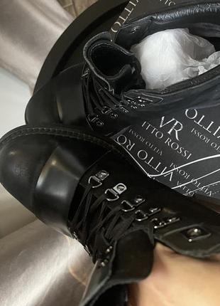 Кожаные ботинки