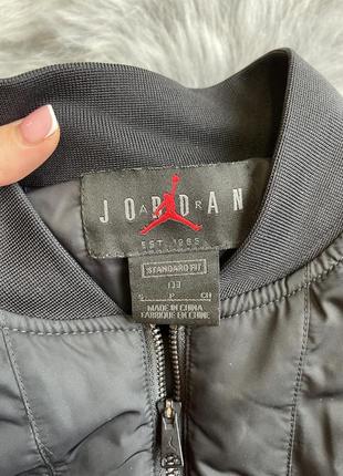Куртка-бомбер nike air jordan6 фото