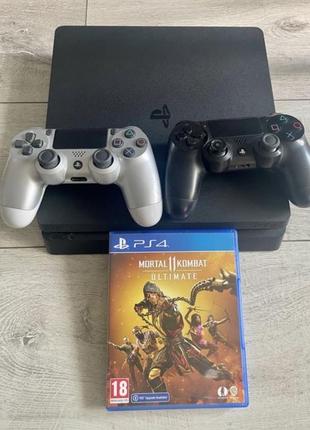 Sony playstation 4 slim 1 tb + 2 джойстика + диск mortal combat (ps4)