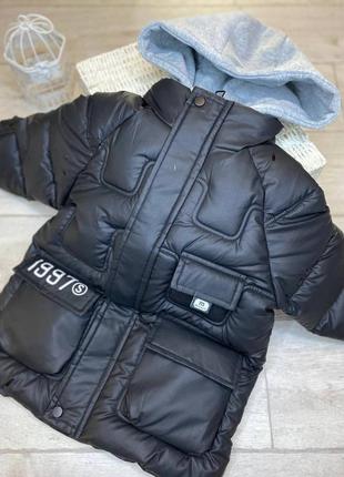 Зимняя удлиненная куртка для мальчика на меху внутри3 фото