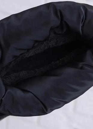 Дутики жіночі на платформі black gloss чорні на хутрі6 фото