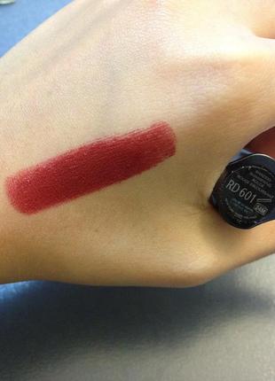 Помада блеск shiseido shimmering rouge rd 601 тестер