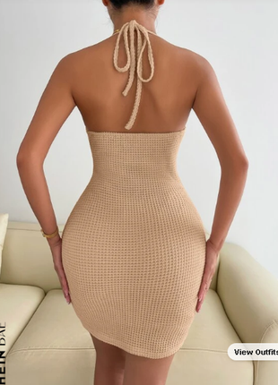 Платье мини с вырезом на животе, открытая спина, прилегающее3 фото