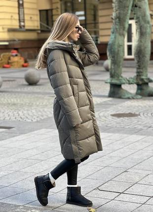 Тепле жіноче пальто