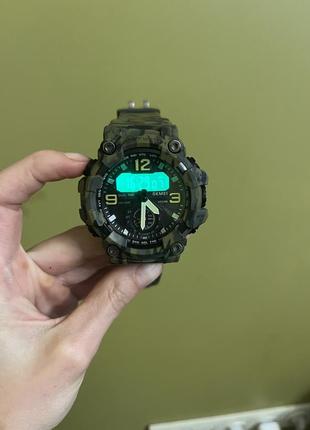 Водонепроницаемые армейские военные мужские спортивные наручные часы с подсветкой противоударные skmei military green7 фото