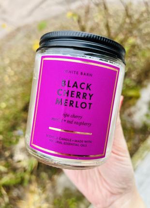 Свічка на 1 гніт black cherry merlot від bath&amp;body works1 фото