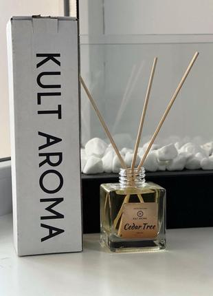 Парфум для дому kult aroma cedar tree, (квадтратний флакон) 100 ml