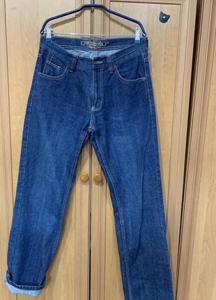 Мужские джинсы
