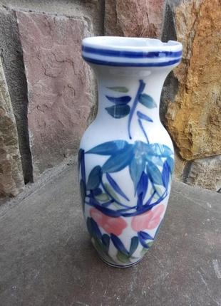 Фарфоровая интерьерная ваза для цветов.5 фото