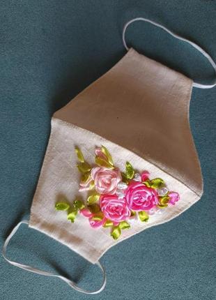 Маска многоразовая "лен и розы" вышивка лентами